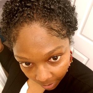 Meet your Posher, Cecilia